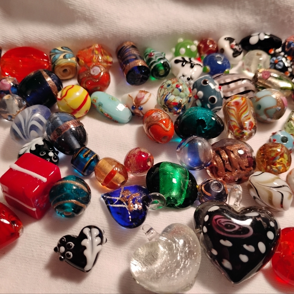 100+Lampwork/Dichroic Glass Beads - Picture 5 of 6